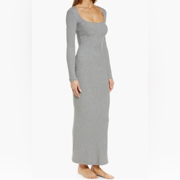 SKIMS Soft Lounge Long Sleeve Dress - Picture 4 of 4